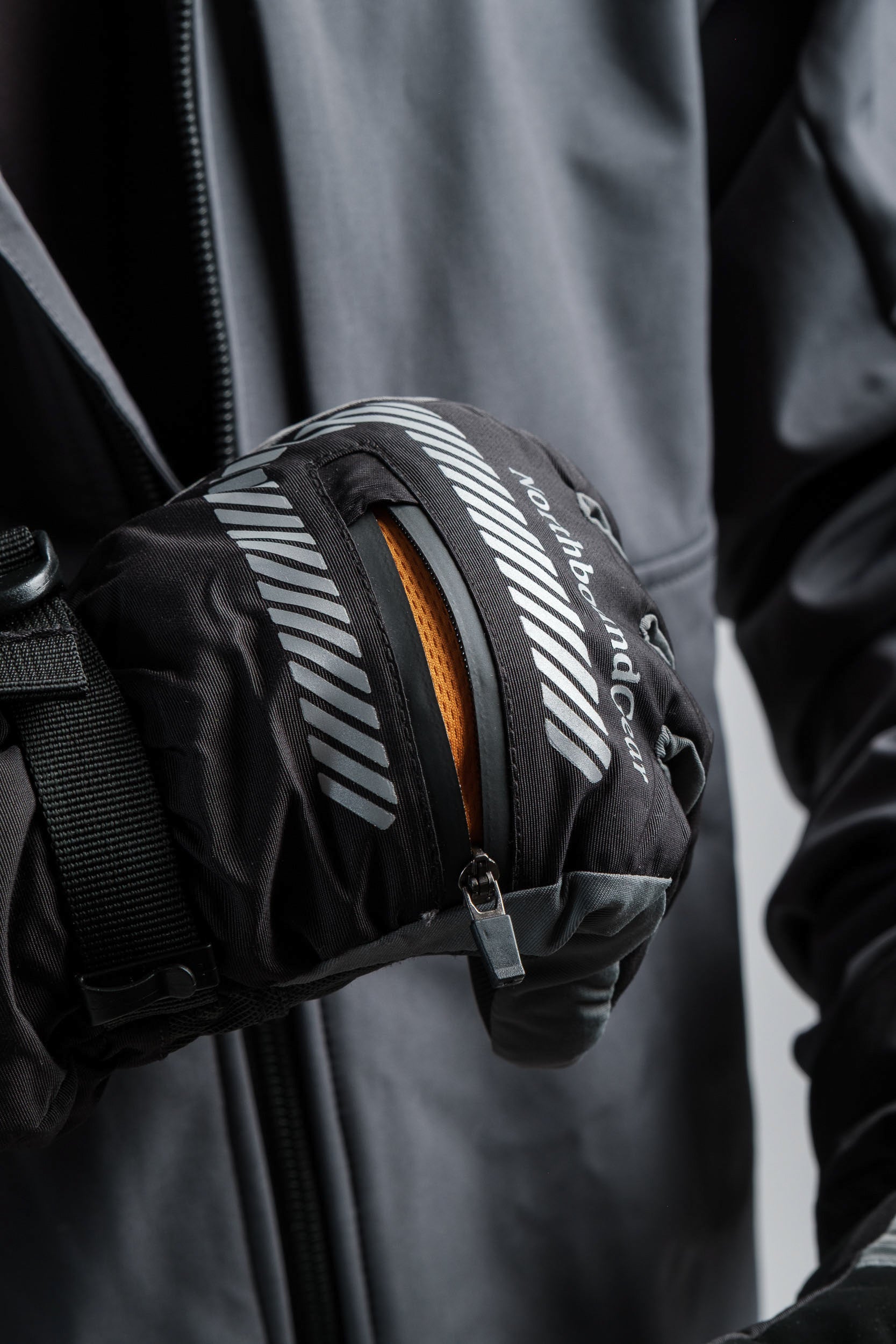 “Defender” 3-in-1 Gloves with Touchscreen Northbound Gear
