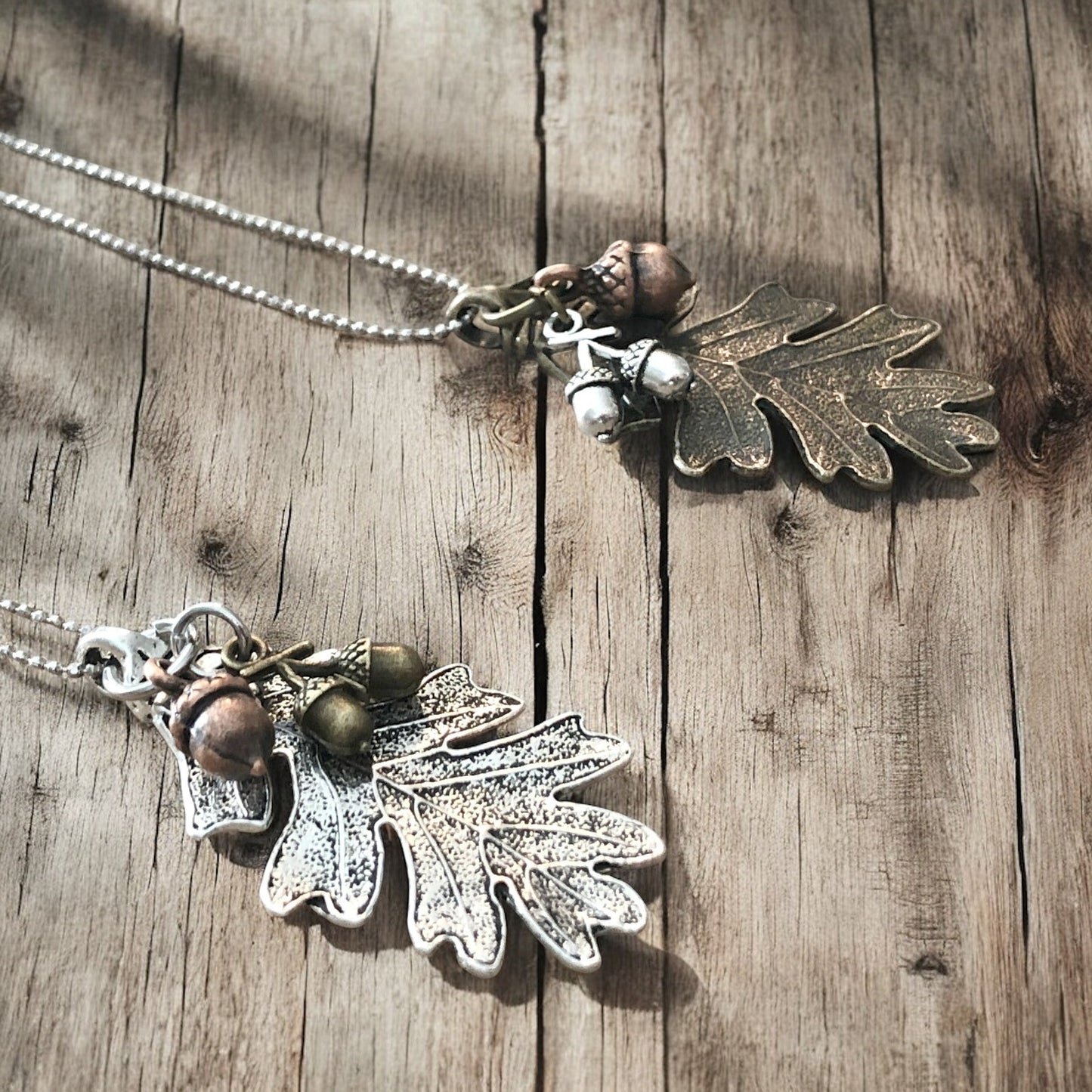 Oak Leaf & Acorn Necklace – Silver-Tone or Bronze-Tone Forest Pendant - Velora Luxury Fashion