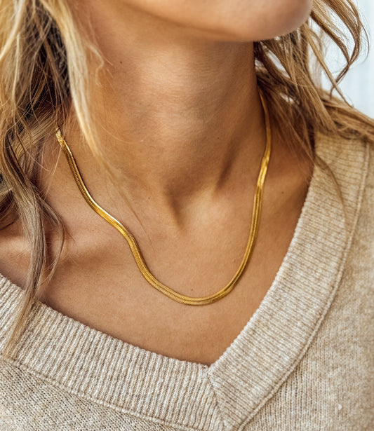 Oakley Necklace - Velora Luxury Fashion