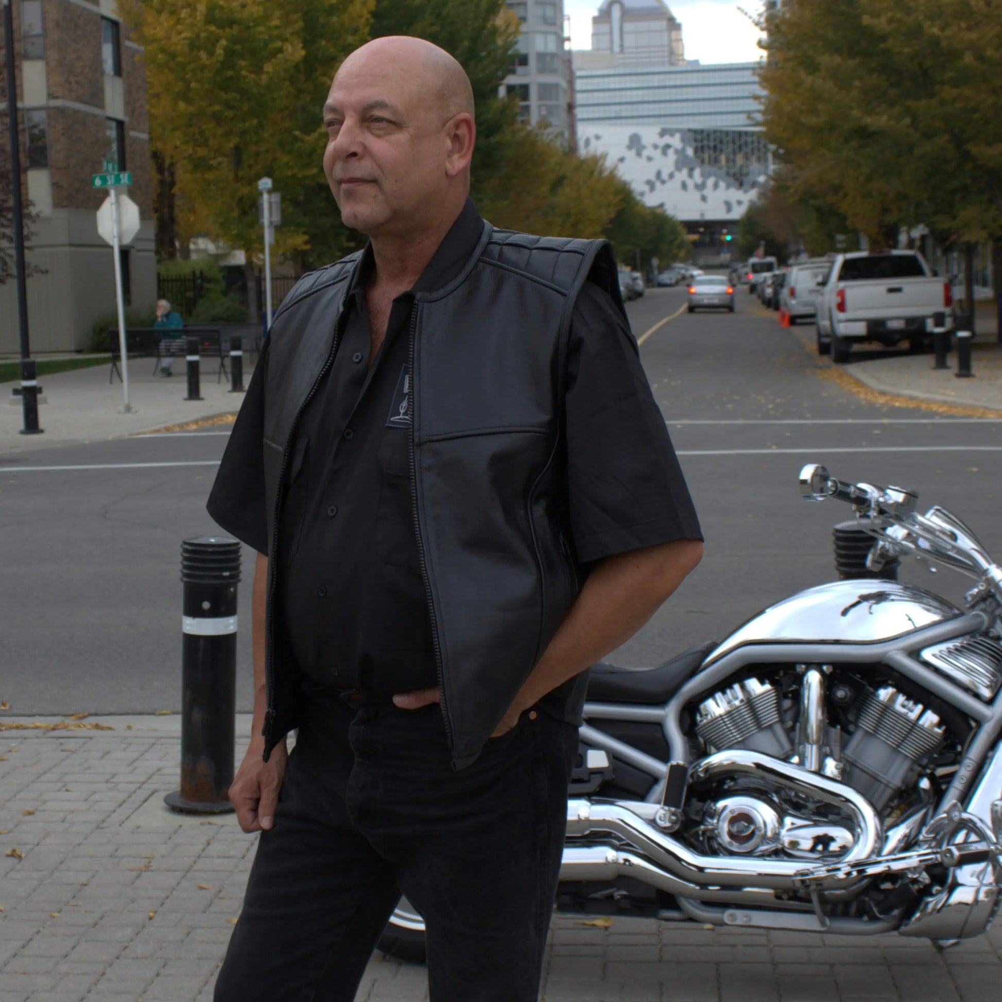 Open Road Men's Zip-Up Tactical Leather Vest - Velora Luxury Fashion