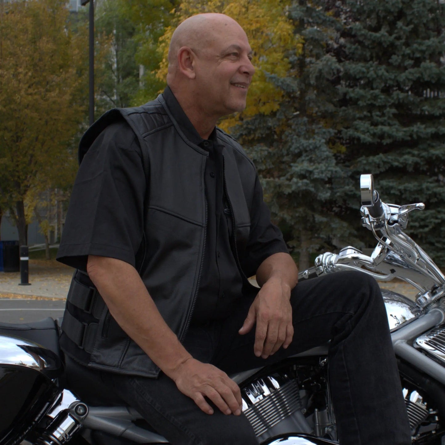 Open Road Men's Zip-Up Tactical Leather Vest - Velora Luxury Fashion