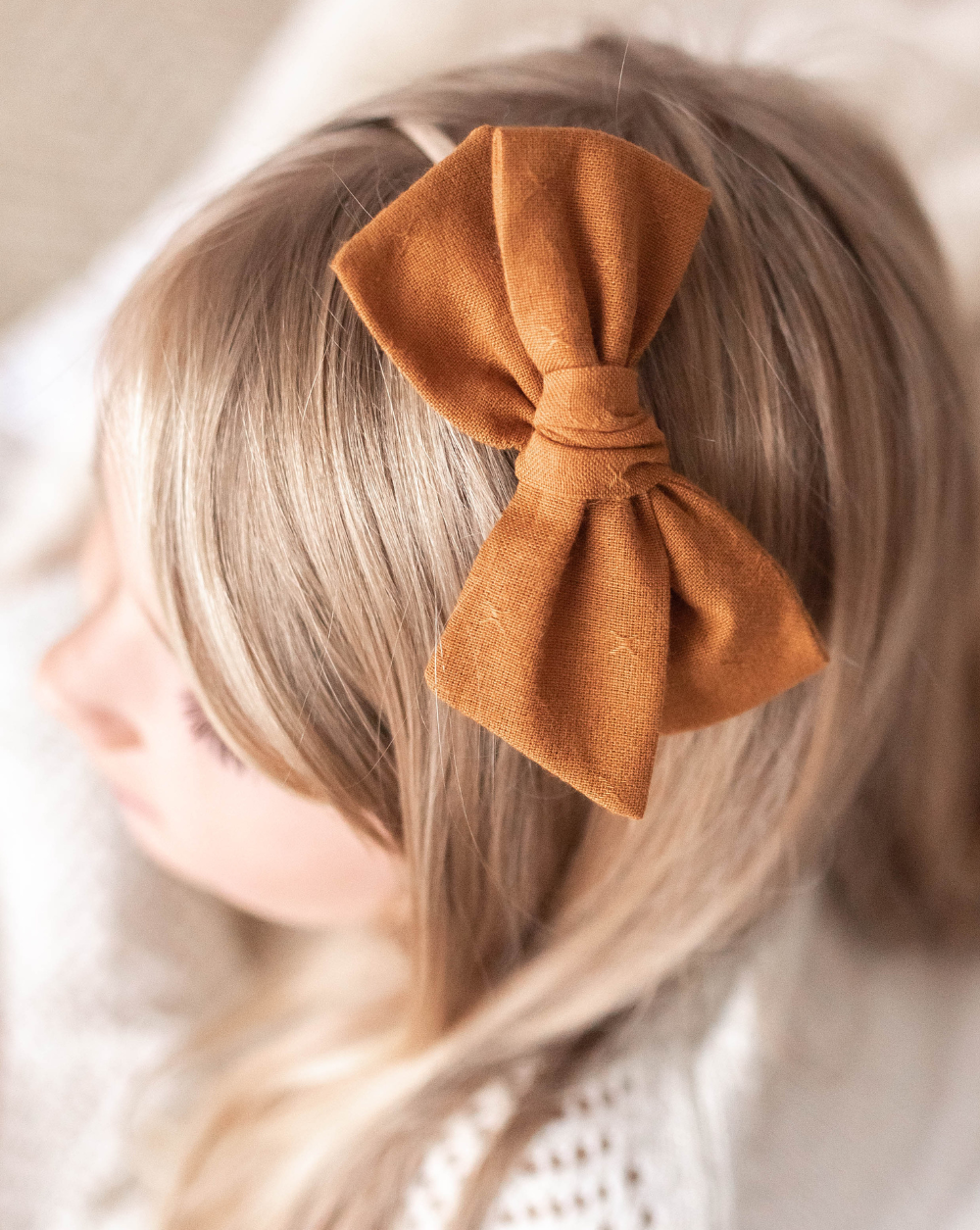 X's Oversize Bow | Cider - Velora