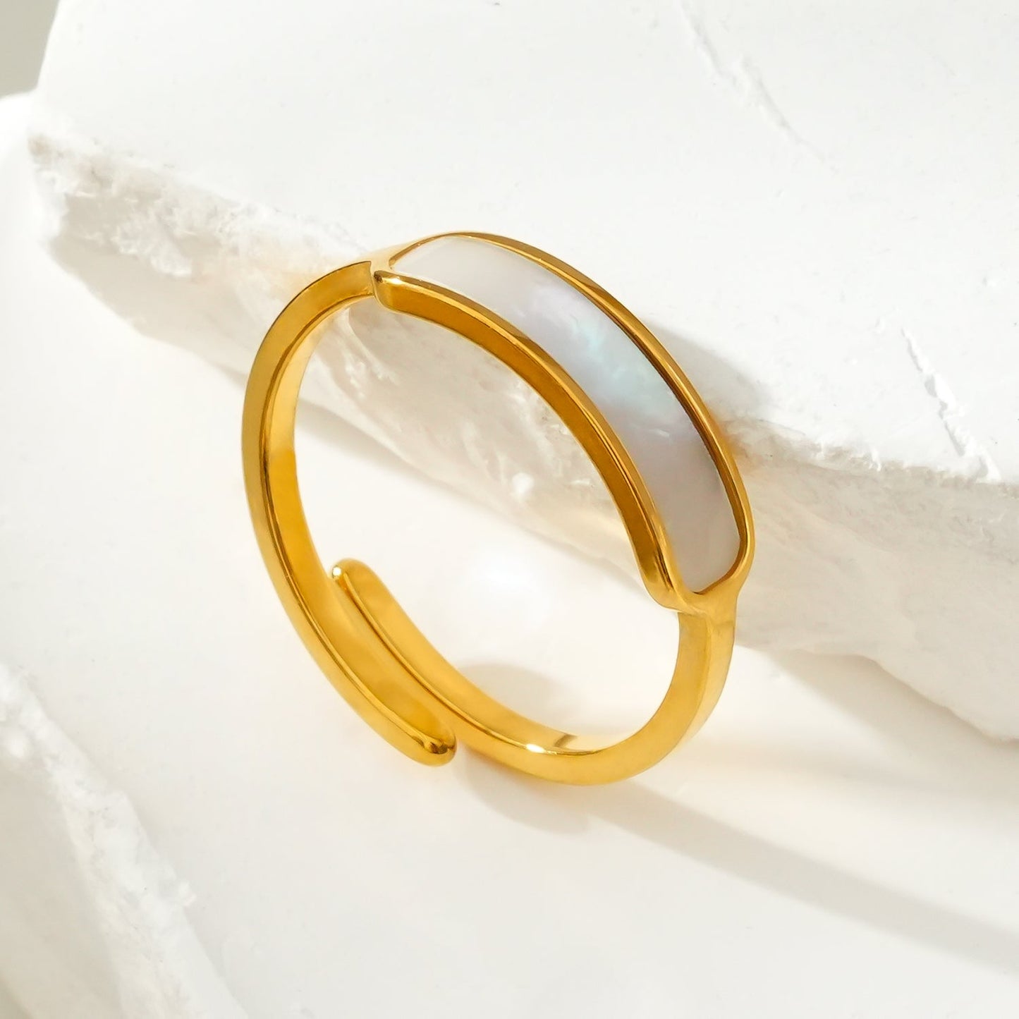 PEILLON Gold: Modern Minimalist Natural Shell Band Inset Ring - Velora Luxury Fashion