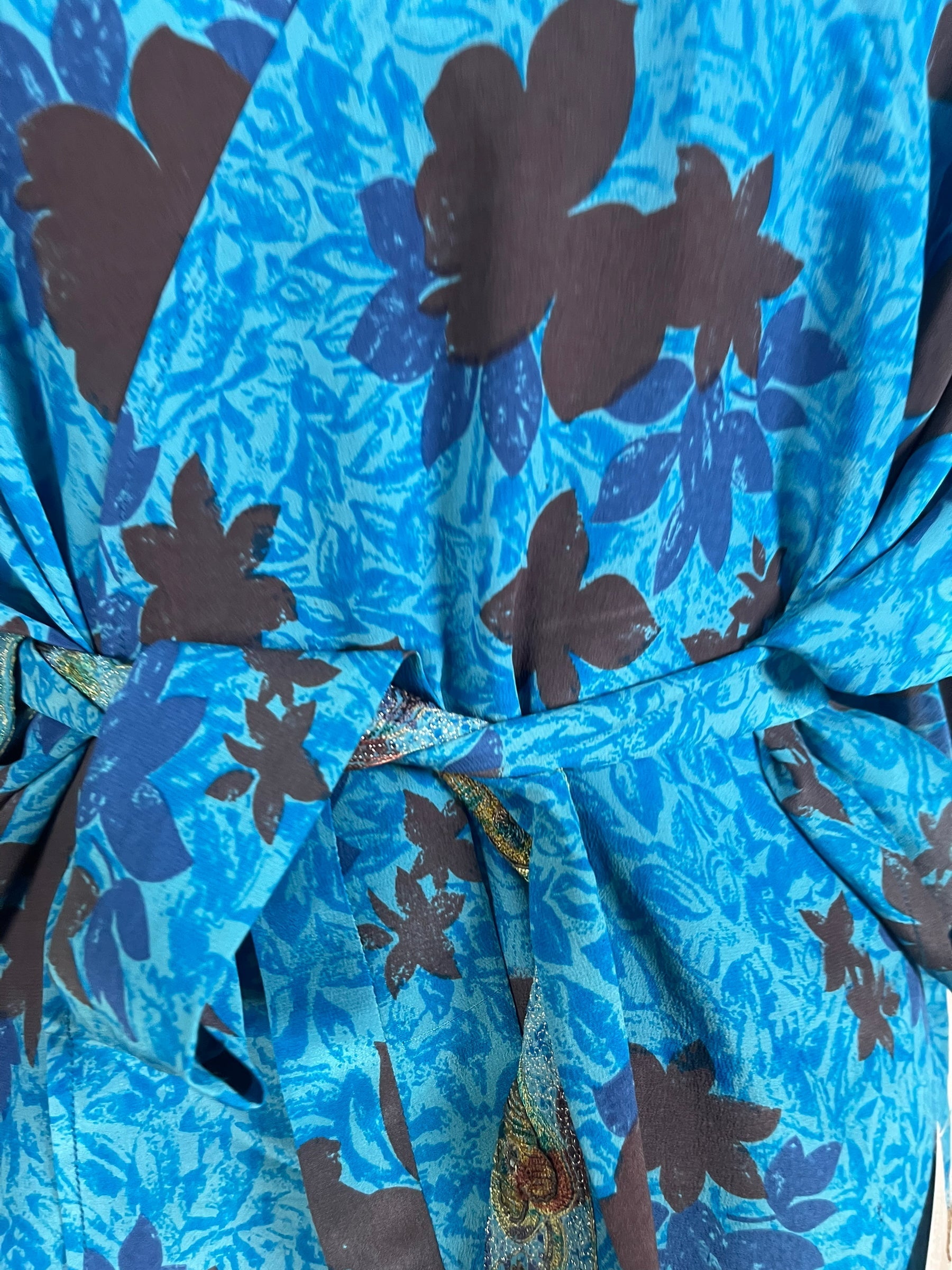 PRC5940 Avatar Pure Silk Kimono-Sleeved Jacket with Belt - Velora Luxury Fashion