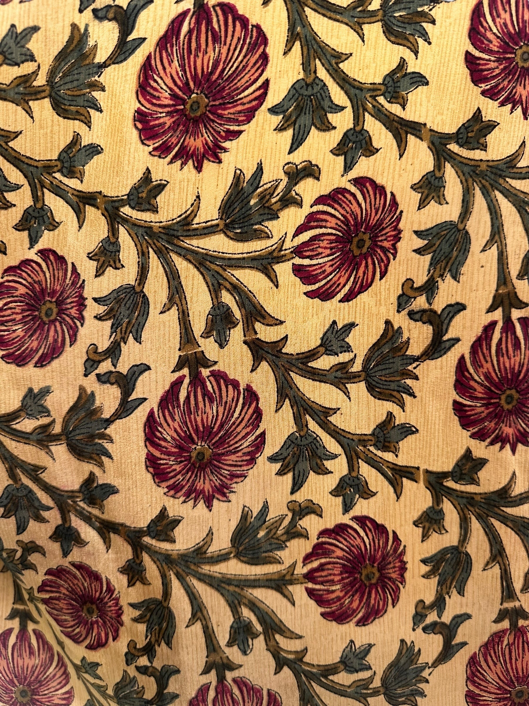 PRC6170 Avatar Pure Silk Boxy Top - Velora