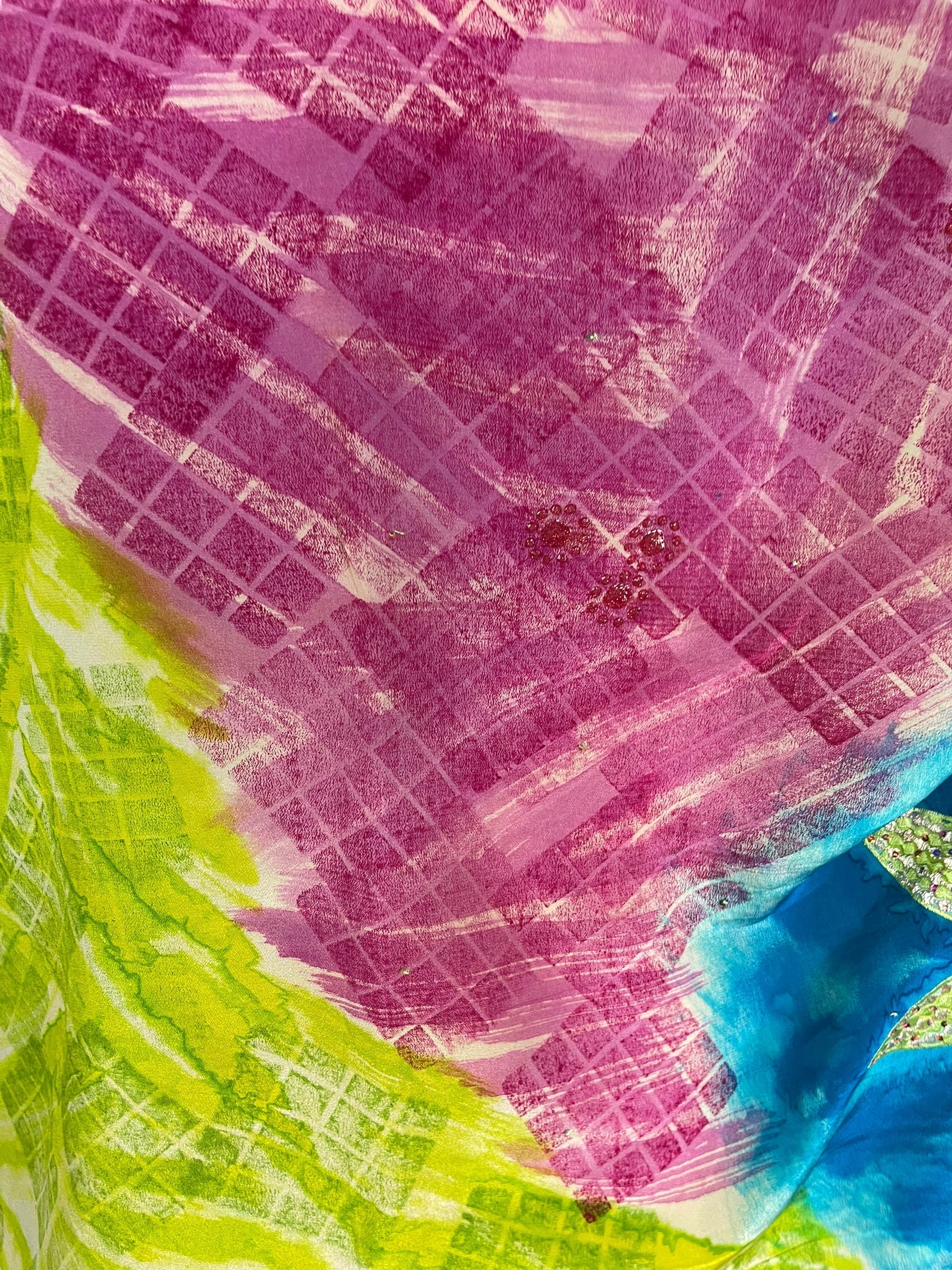 PRC6674 Avatar Pure Silk Side Slit Top - Velora Luxury Fashion