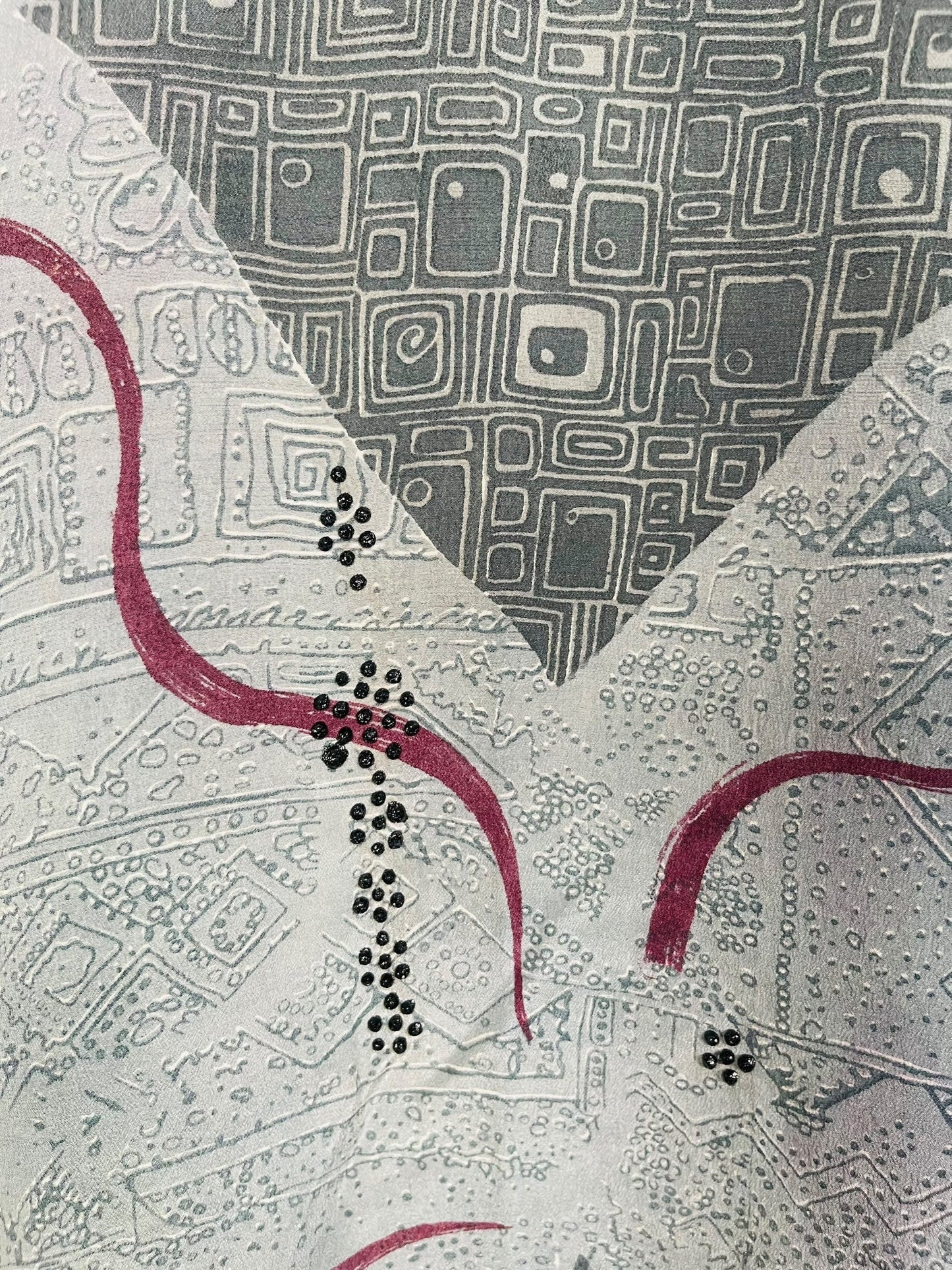 PRC6703 Avatar Pure Silk Side Slit Top - Velora Luxury Fashion