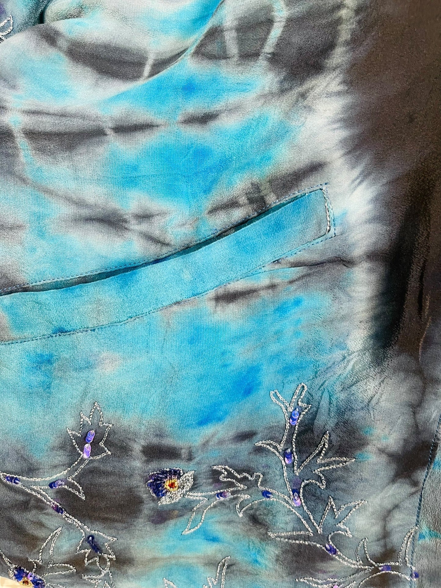 PRC7401 Avatar Reversible Pure Silk Jiva Jacket - Velora Luxury Fashion