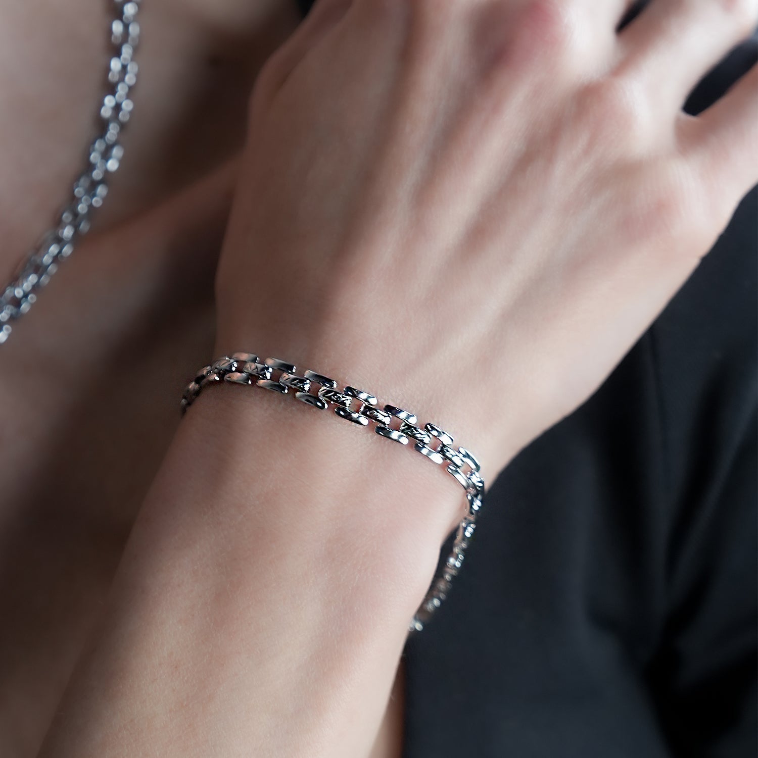 PROVINIA: Retro Watch Style Strap Bracelet in Silver - Velora Luxury Fashion