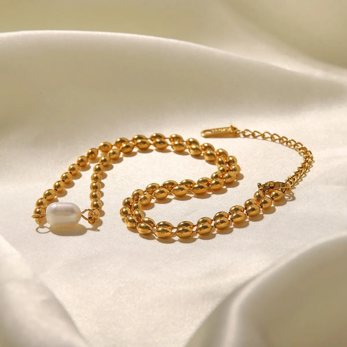 Pearl and Gold Chain Jewelry Set with Necklace and Bracelet - Velora Luxury Fashion