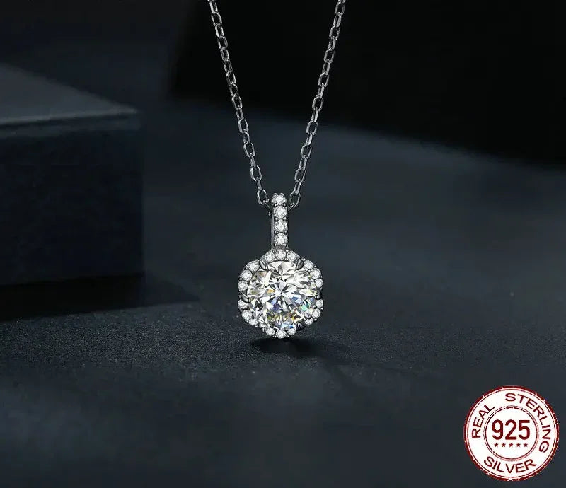 Petal Perfection 1ct Moissanite Sterling Silver Pendant Necklace - Velora Luxury Fashion