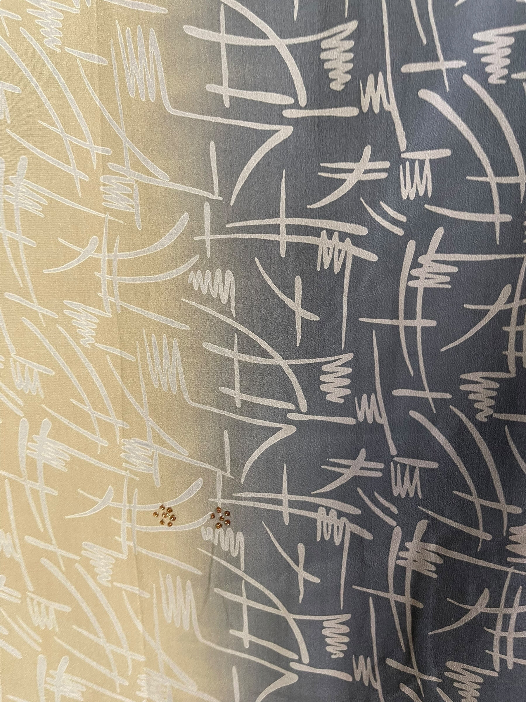 PRC7014 Avatar Pure Silk Cardigan - Velora