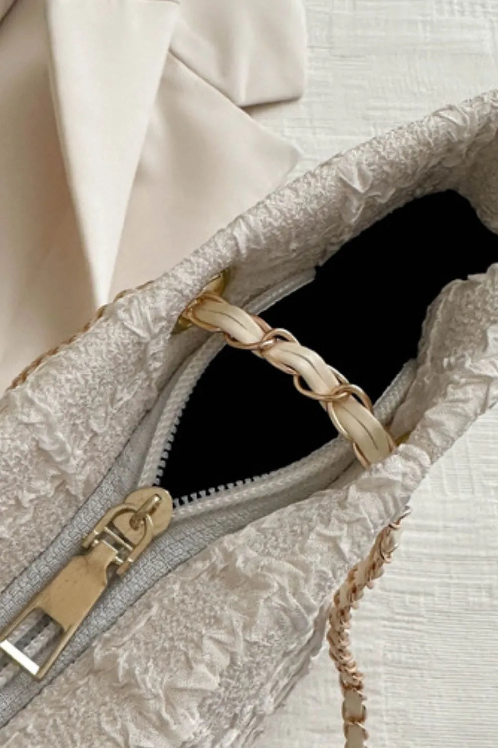 Polyester Texture Chain Tote bag - Velora Luxury Fashion