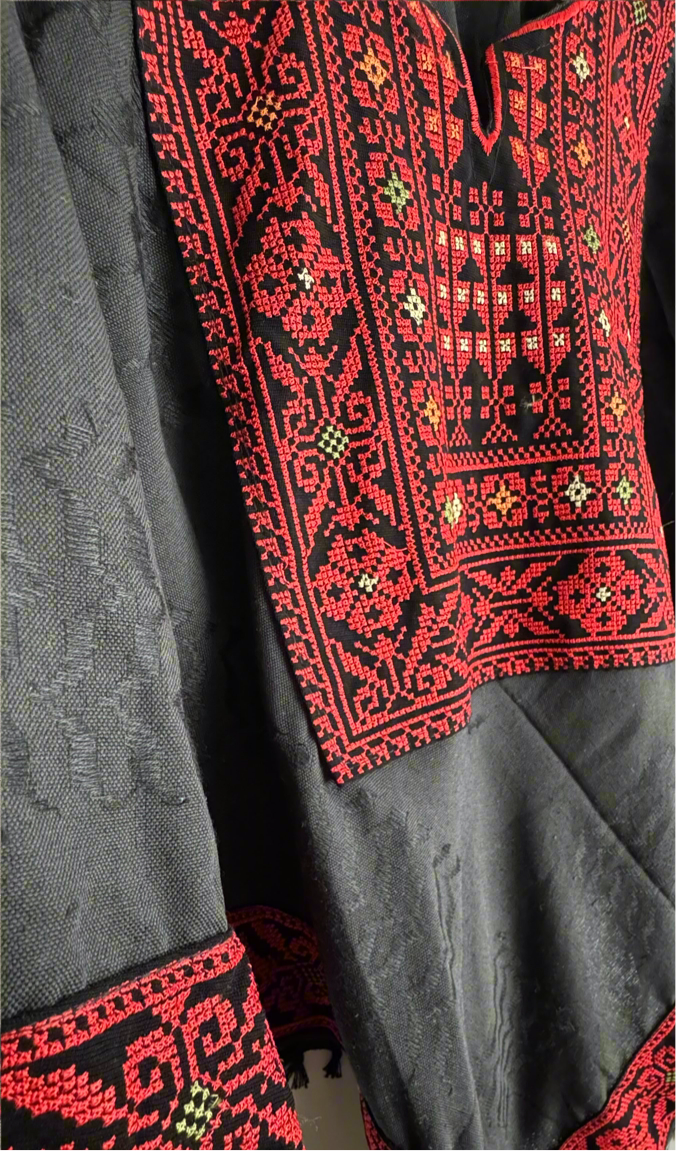 Poncho of Palestine | All Black Kufiya (Keffiyeh) - Tatreez – Made in Jordan - Velora Luxury Fashion