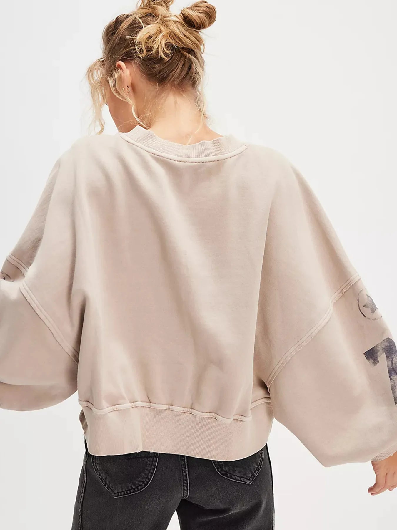 Print Round Neck Oversized Sweatshirt - Velora Luxury Fashion