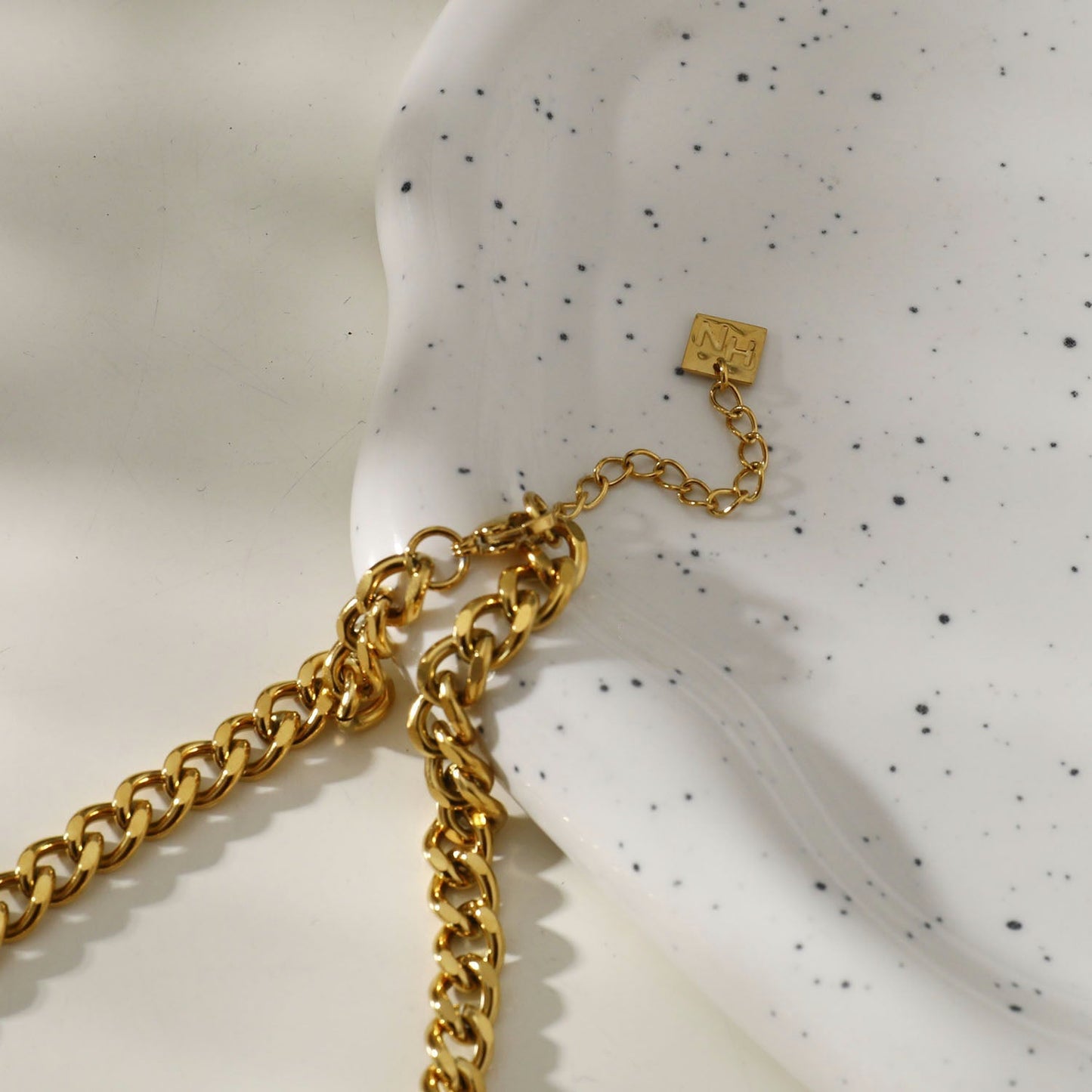 ROUEN Zirconia Embedded Cuban Chain Statement Necklace - Velora Luxury Fashion