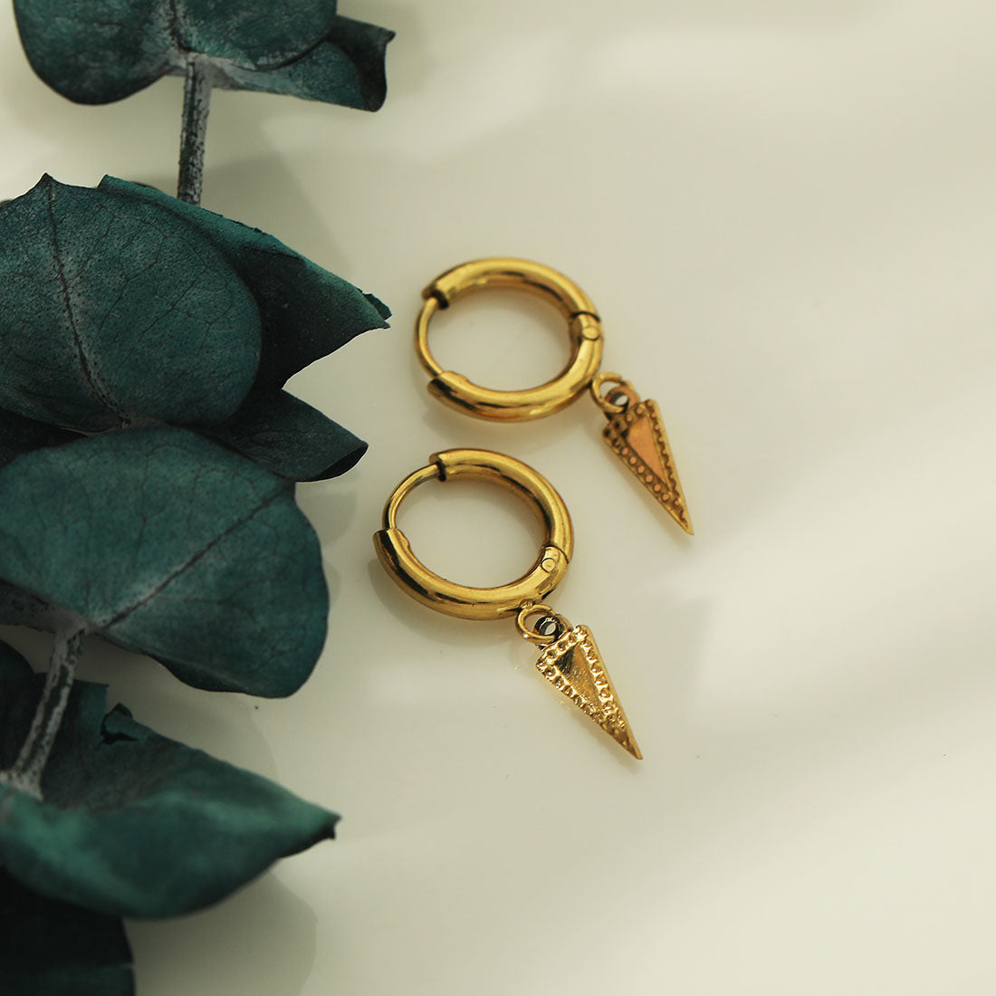RYLEE Gold: Vintage Inspired Hoop Earrings with a Triangle Charm - Velora Luxury Fashion