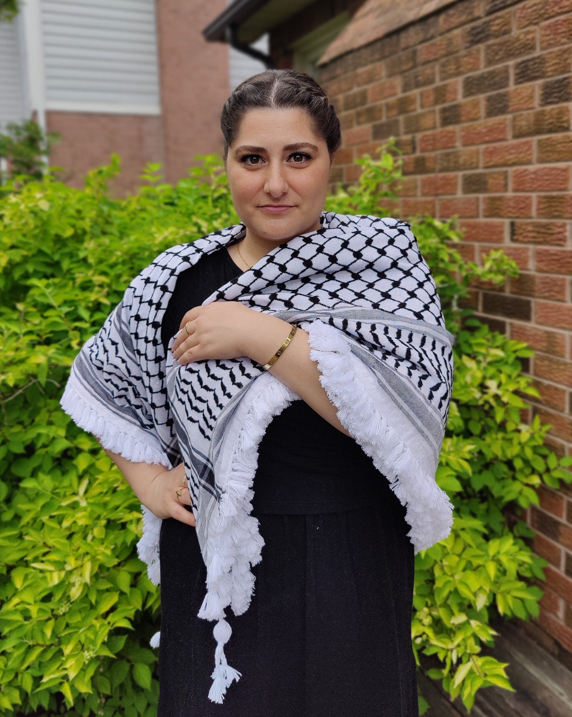 Royal Kufiya (Keffiyeh) | Handmade Tassels - Velora Luxury Fashion