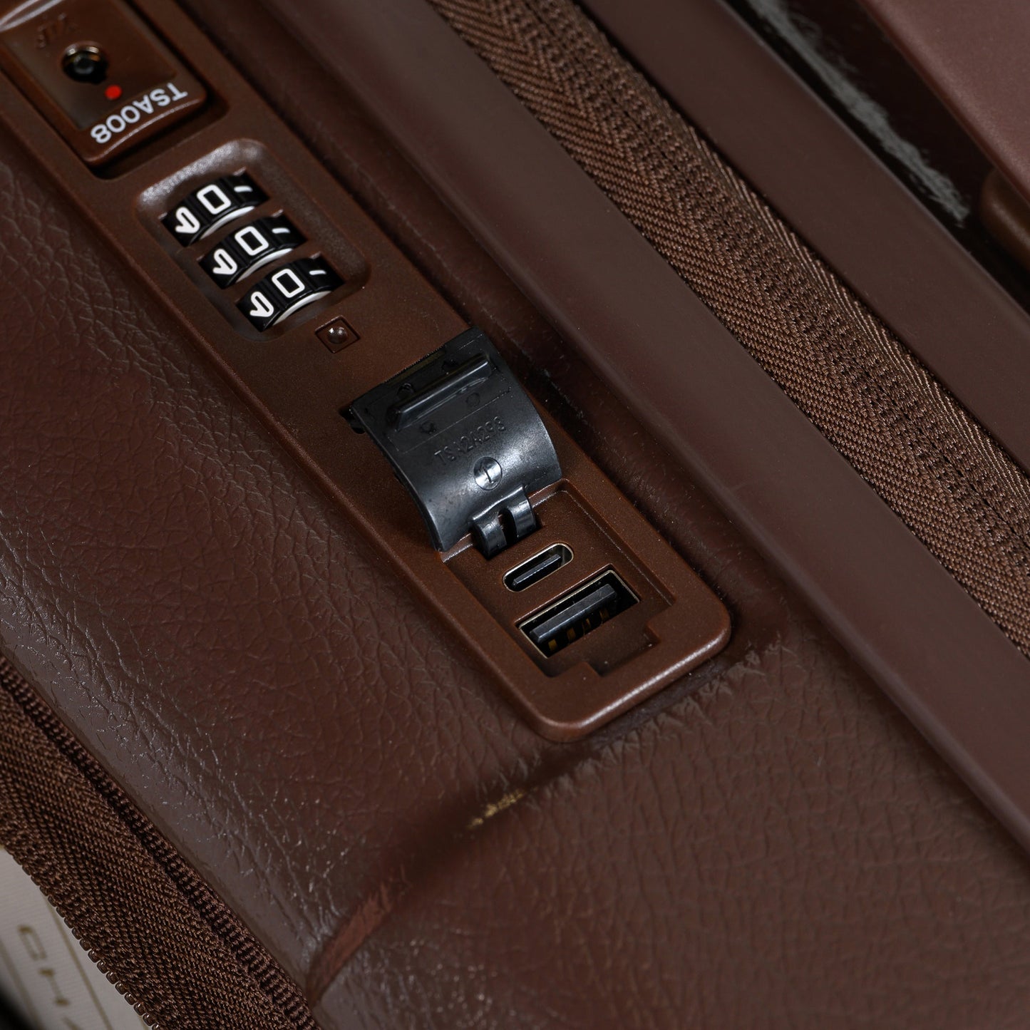 Onyx / Carry-on
