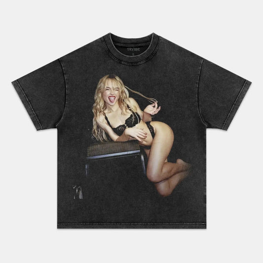 Sabrina Carpenter: Music Icon Tee V22 - Velora