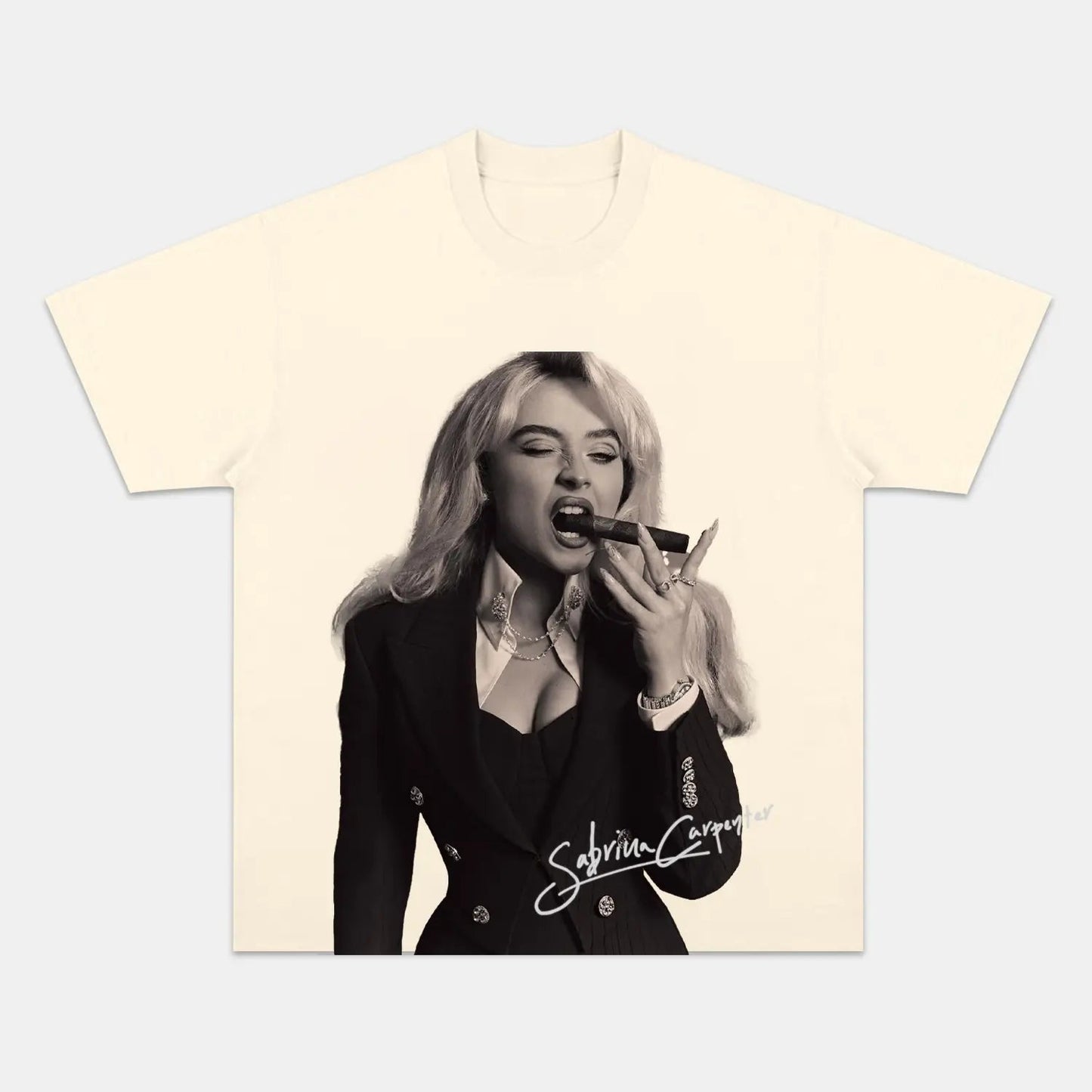 Sabrina Carpenter: Music Icon Tee V12 - Velora