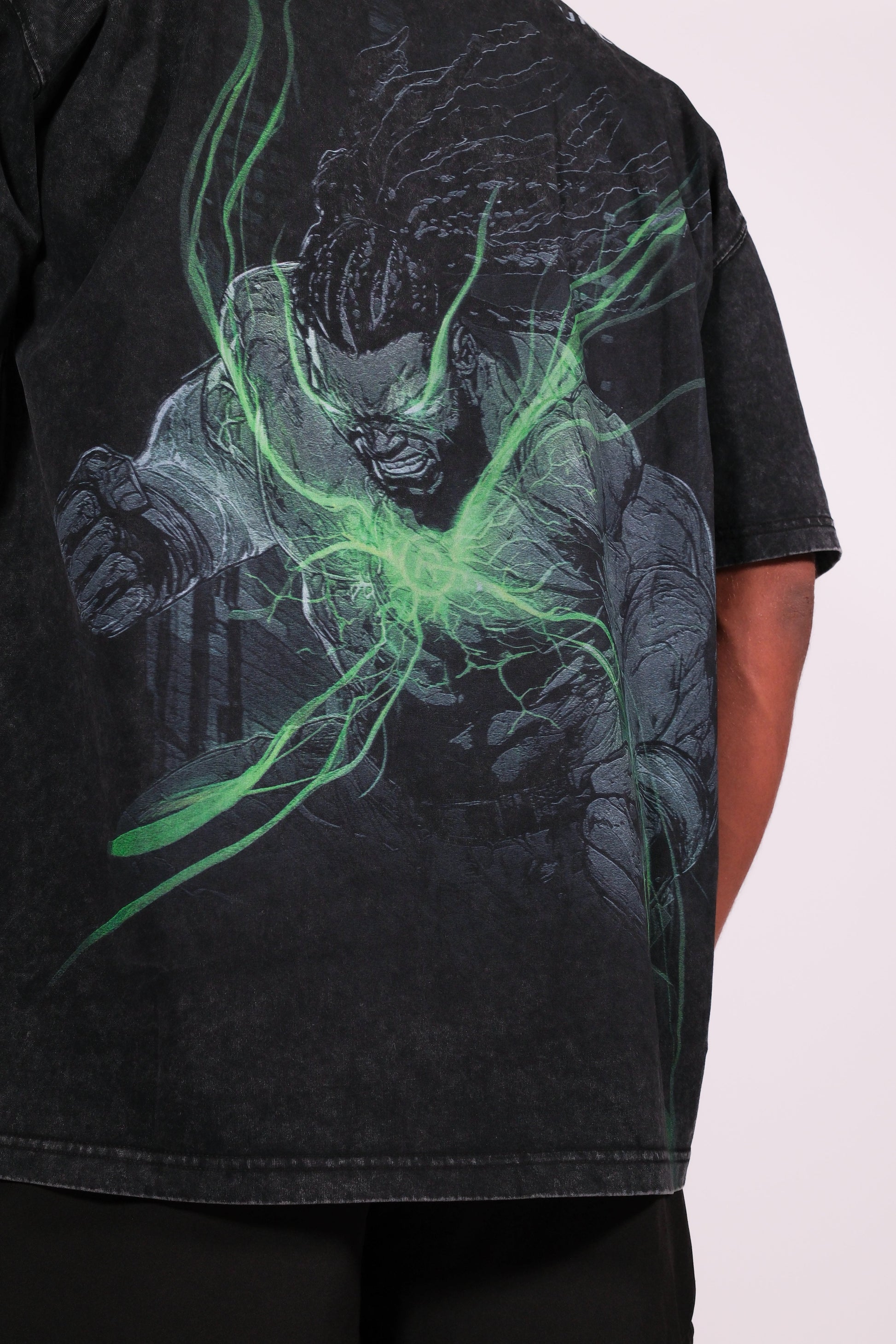 STREET FIGHTER - Velora Luxury Fashion