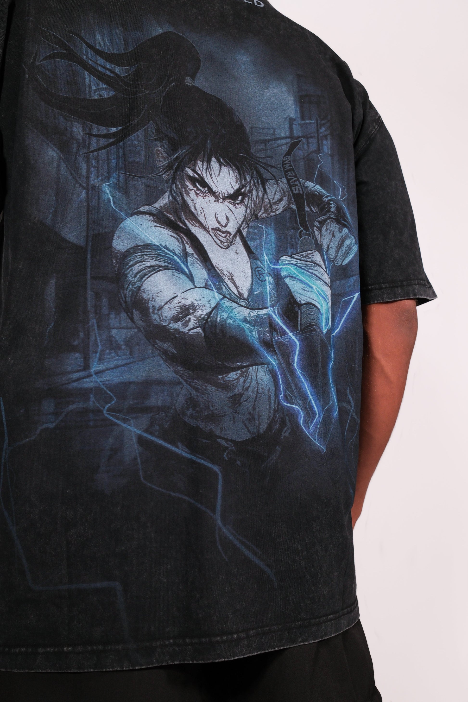 STREET FIGHTER - Velora Luxury Fashion