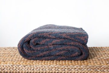 Turbulence & Peppercorn Zig Zag Print Extended Throw