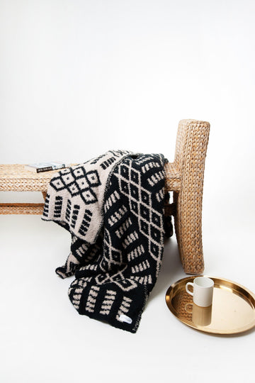 Tap Shoe & Rainy Day Diamond Point Print Extended Throw