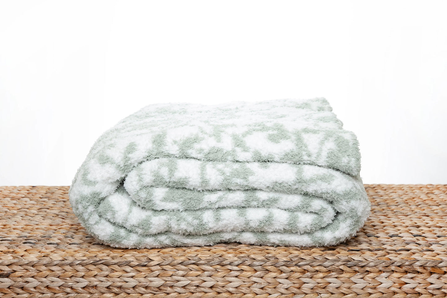 Desert Sage & White Fairy Garden Vine Print Extended Throw