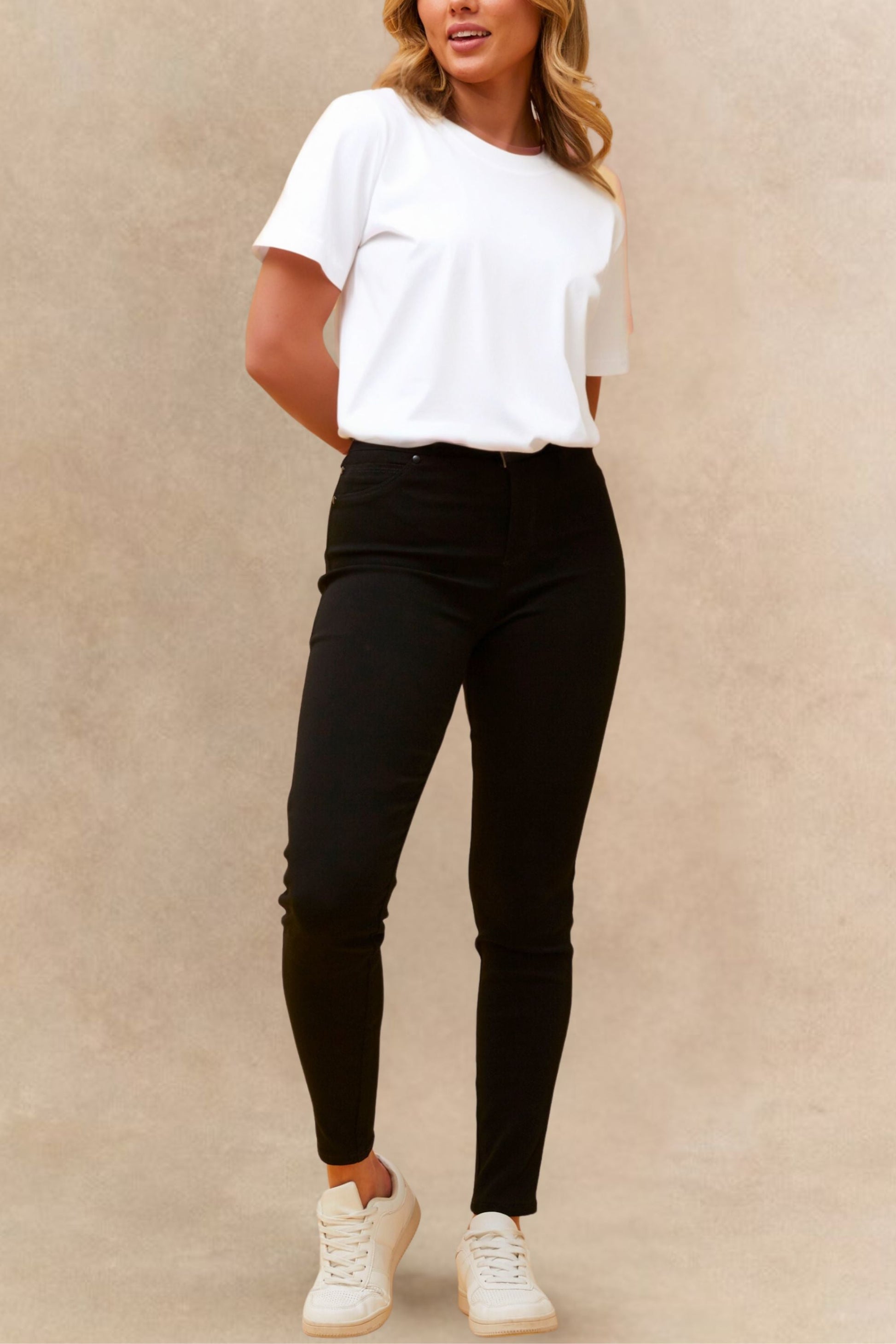 Sandra Black Stretch Skinny Pants Pull-On Jegging Style - Velora Luxury Fashion