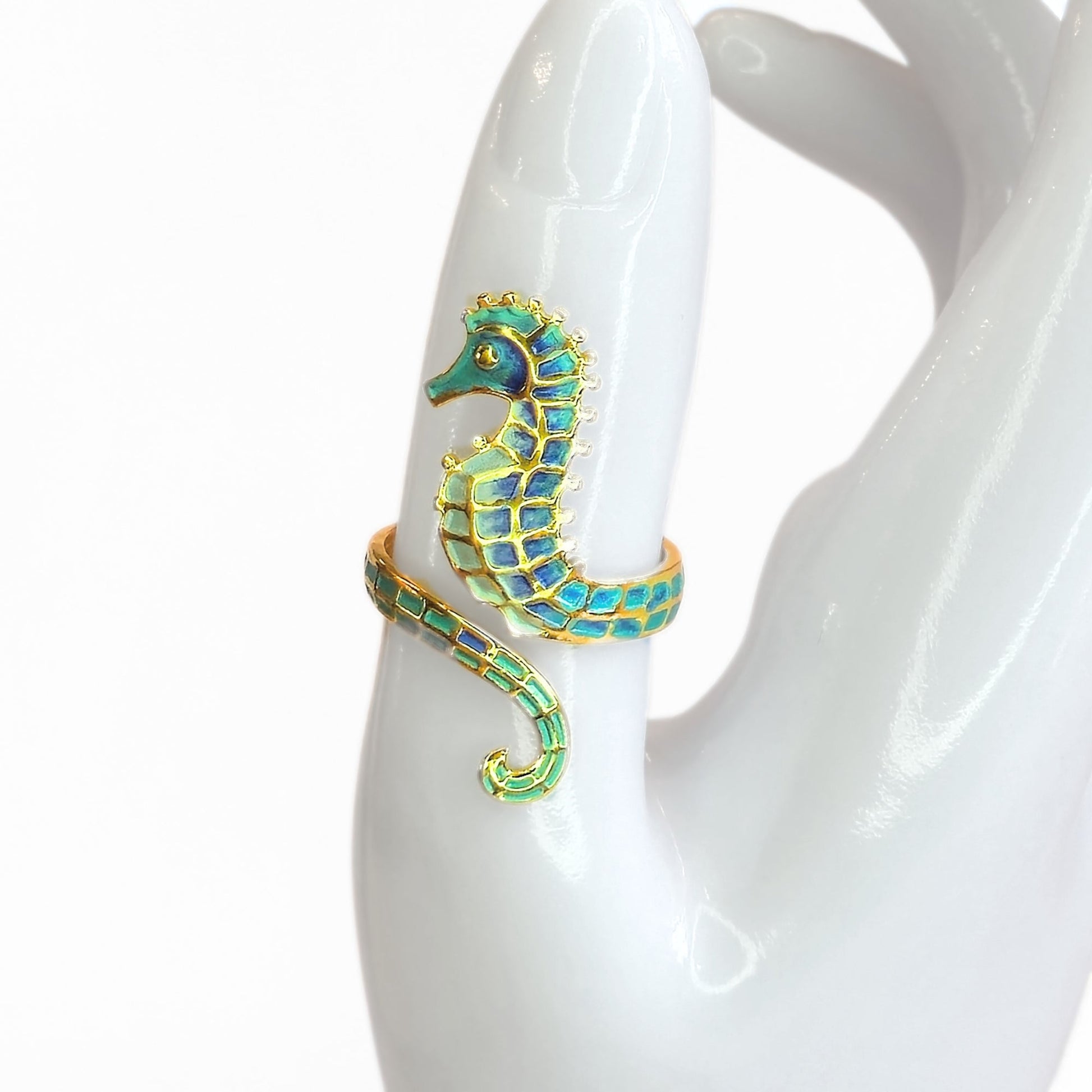 Seahorse Wrap Ring - Velora Luxury Fashion