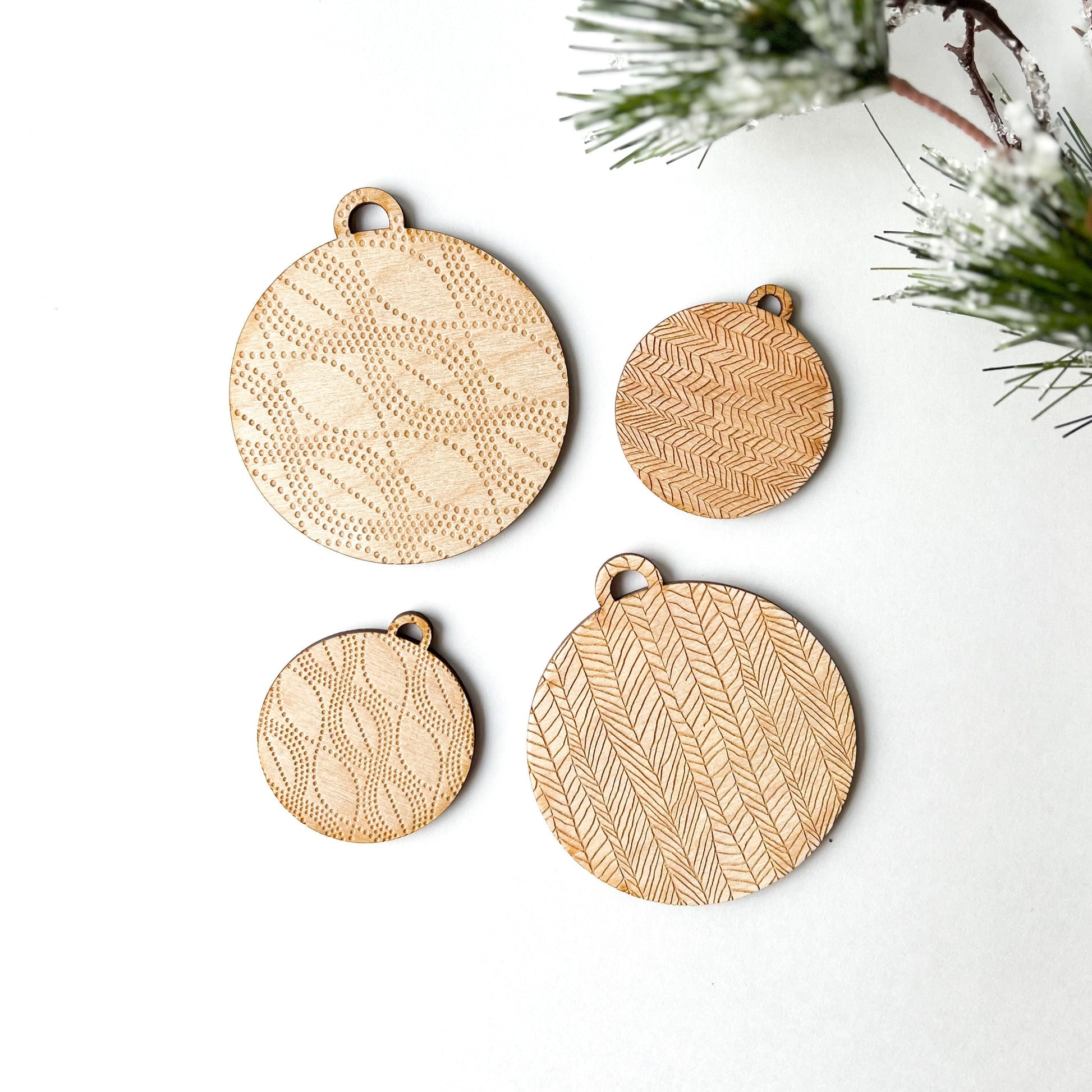 Set of 4 - Heirloom Natural Wood Ornament - Velora Luxury Fashion