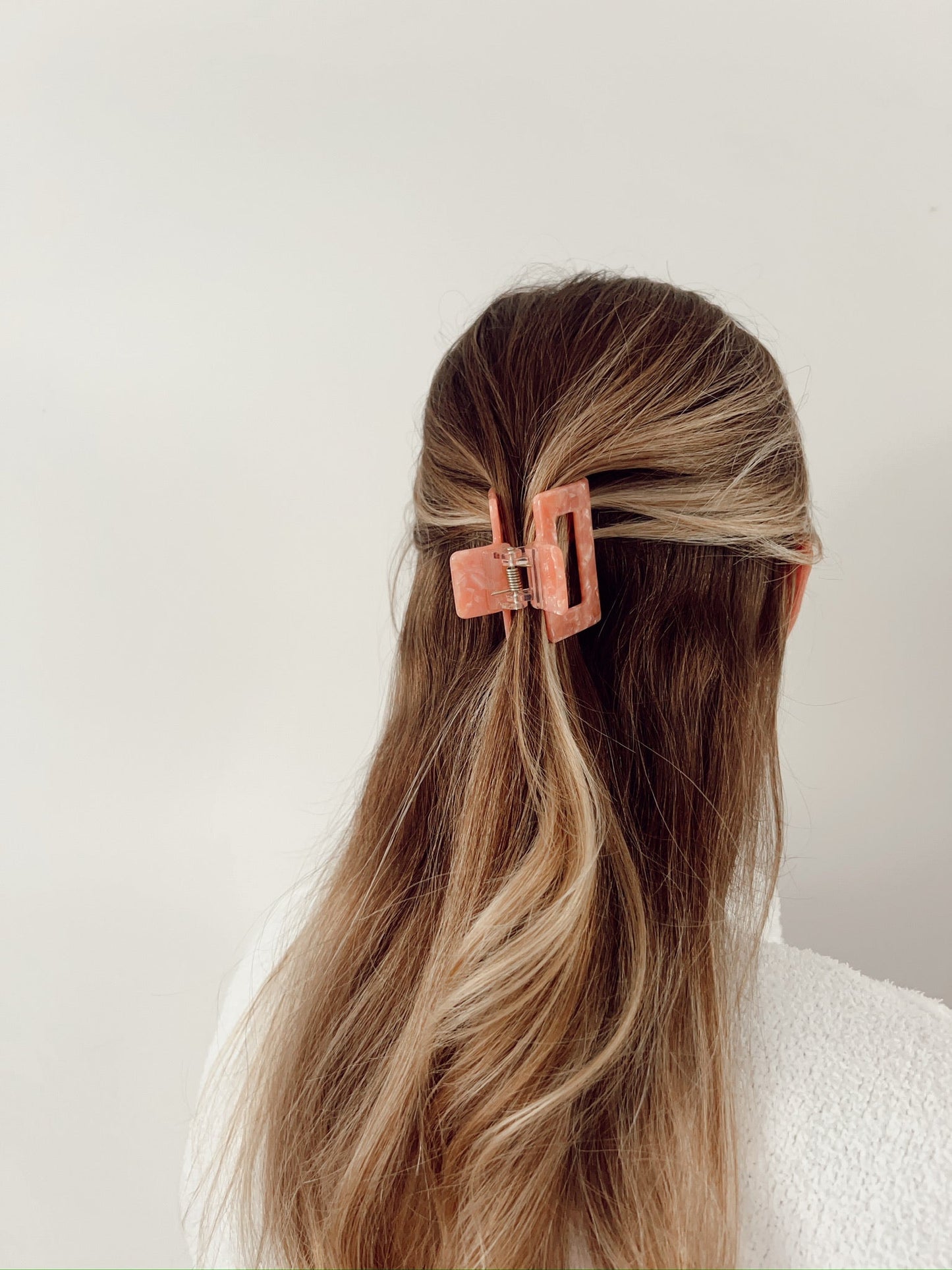 Small Square Claw Hair Clip 5CM - Velora Luxury Fashion