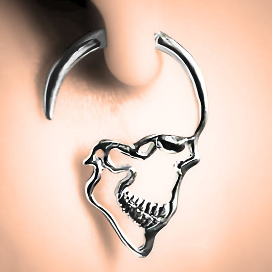 Spiked Skull Earrings - Velora