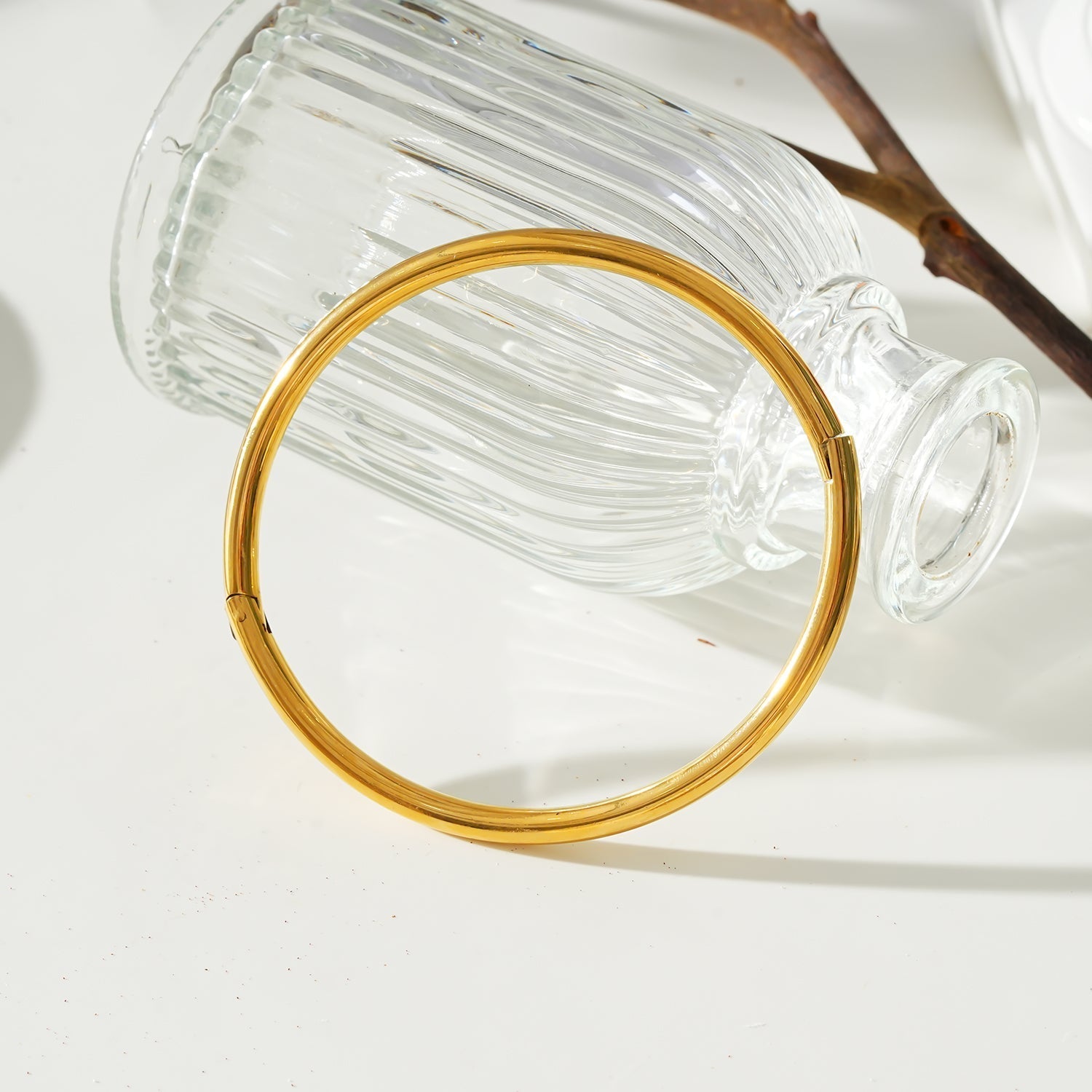 Style BARGARH: Classic Style Gold Bangle - Velora Luxury Fashion
