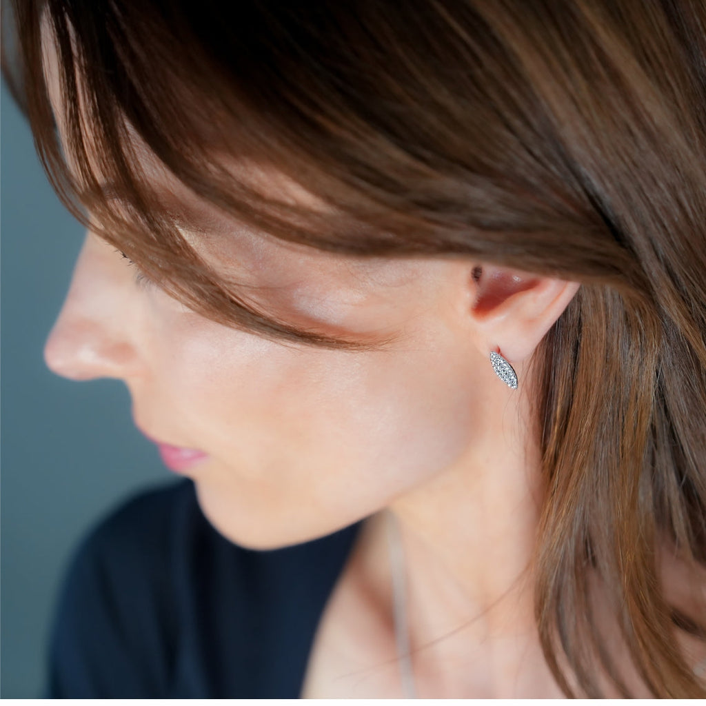 Style CHARLESVOIX: Minimalist Pavé Zirconia Oval Shaped Stud Earrings Silver - Velora Luxury Fashion