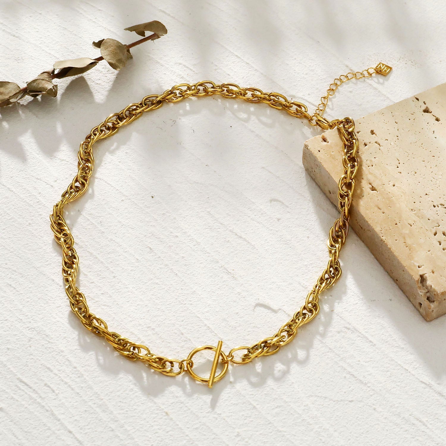 Style CHOLET: Chunky Intricate Multi-Link Chain with Circle & T-Stopper - Velora Luxury Fashion