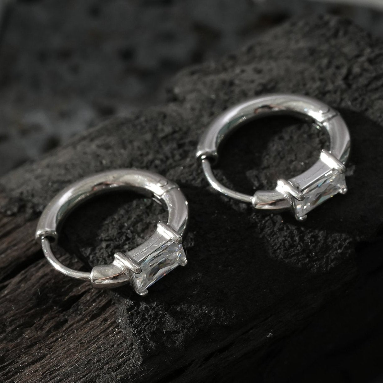 Style CONWYN: Retro Style Hoops with an Encased Clear Zirconia Charm in Silver. - Velora Luxury Fashion