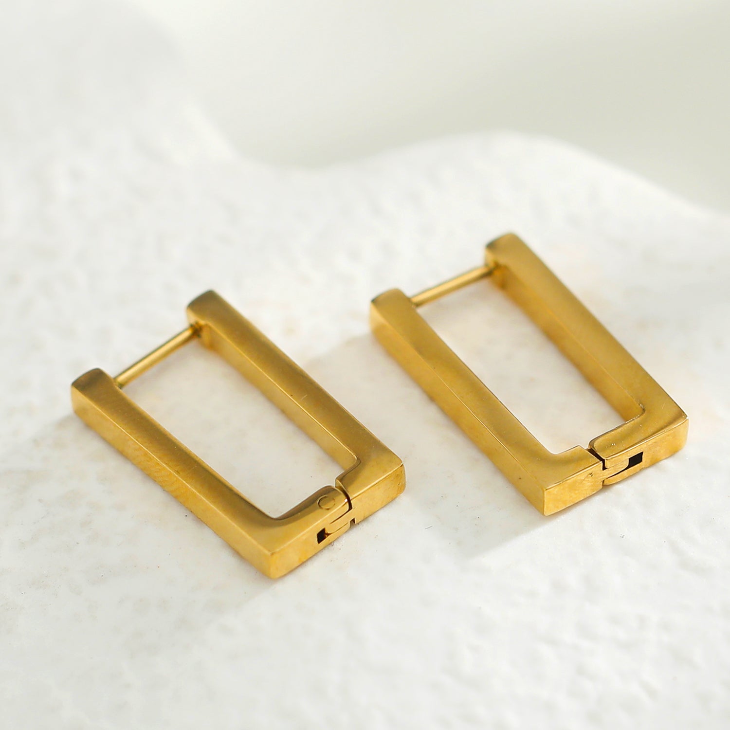 Style DELILAH: Rectangular Mini Hoop Earrings in Gold - Velora Luxury Fashion