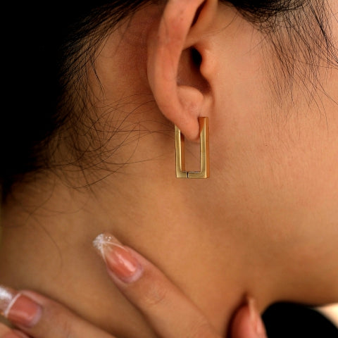Style DELILAH: Rectangular Mini Hoop Earrings in Gold - Velora Luxury Fashion