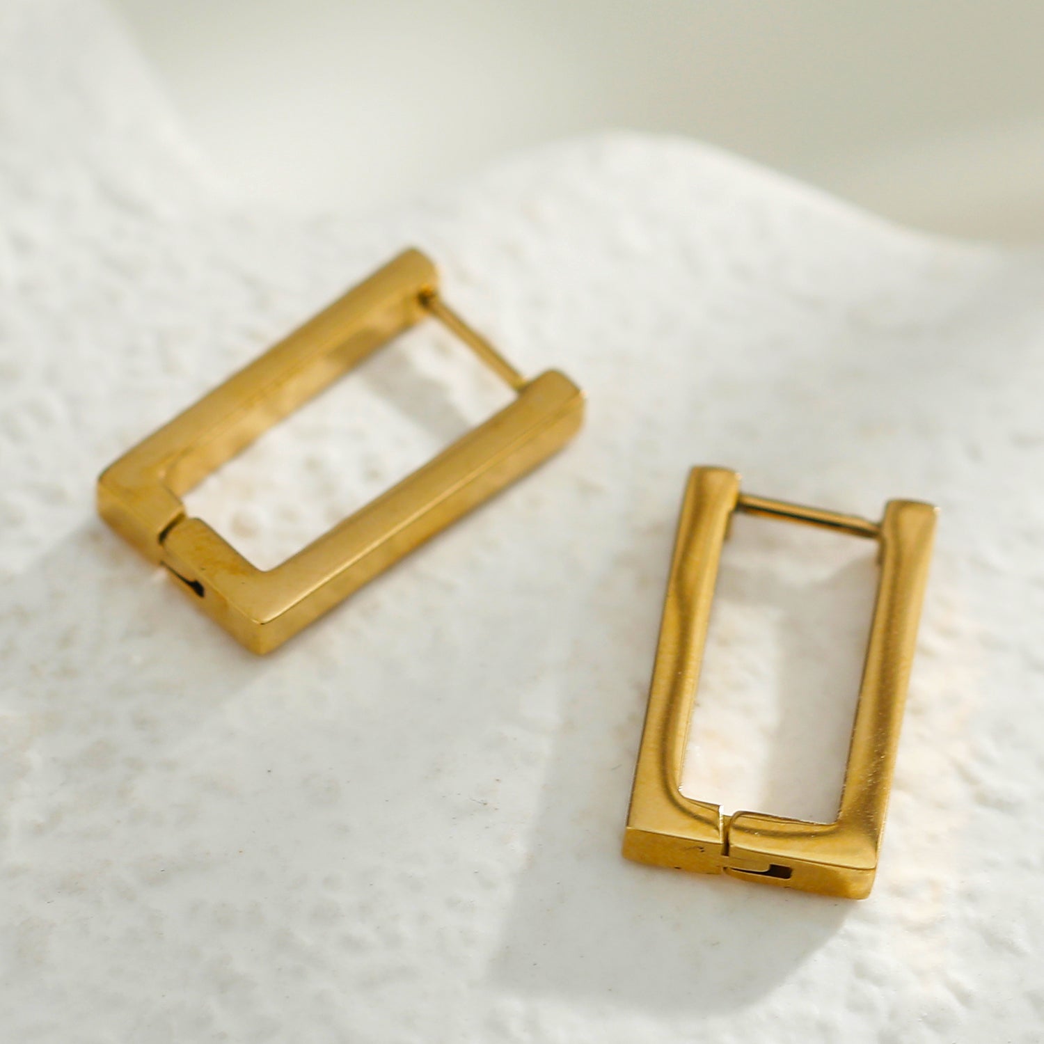Style DELILAH: Rectangular Mini Hoop Earrings in Gold - Velora Luxury Fashion