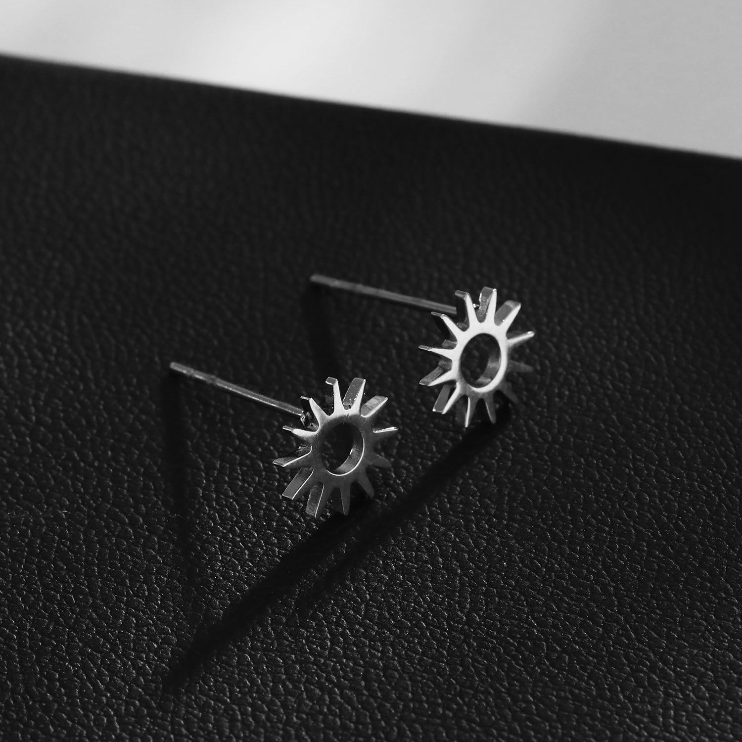 Style EDLA: 'Starry Night' Stud Earrings Silver - Velora Luxury Fashion
