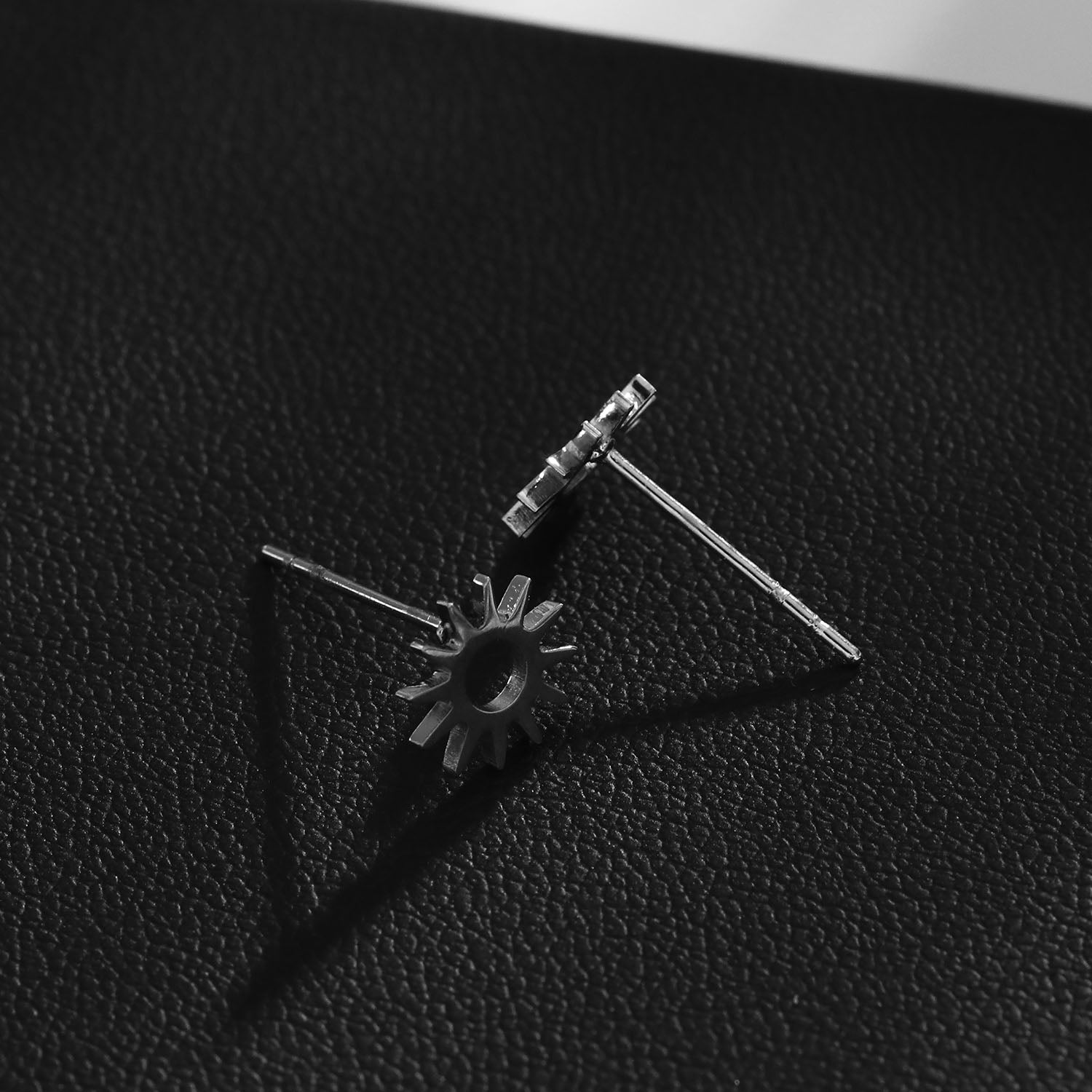 Style EDLA: 'Starry Night' Stud Earrings Silver - Velora Luxury Fashion