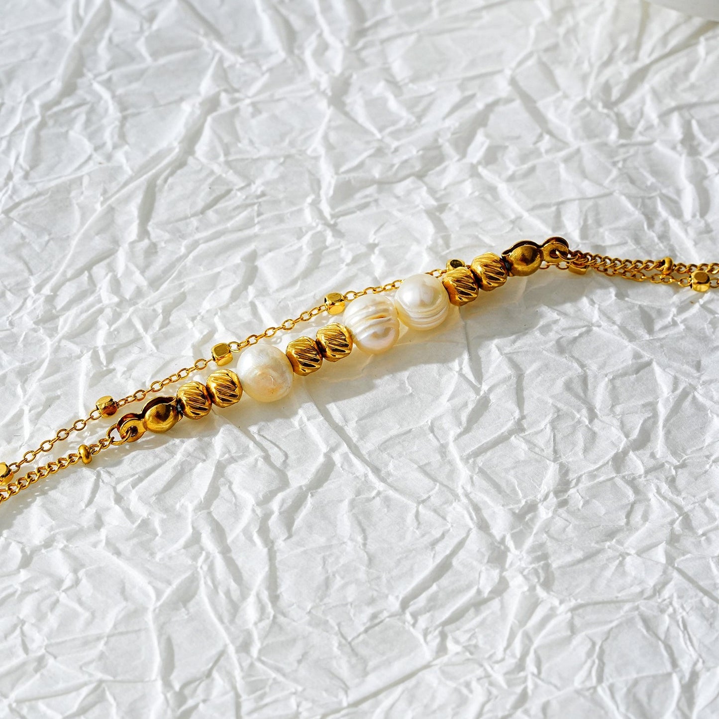 Style MARENTA LG: Gilded Harmony Chain Anklet with Gold Beads and Freshwater Pearls - Velora Luxury Fashion