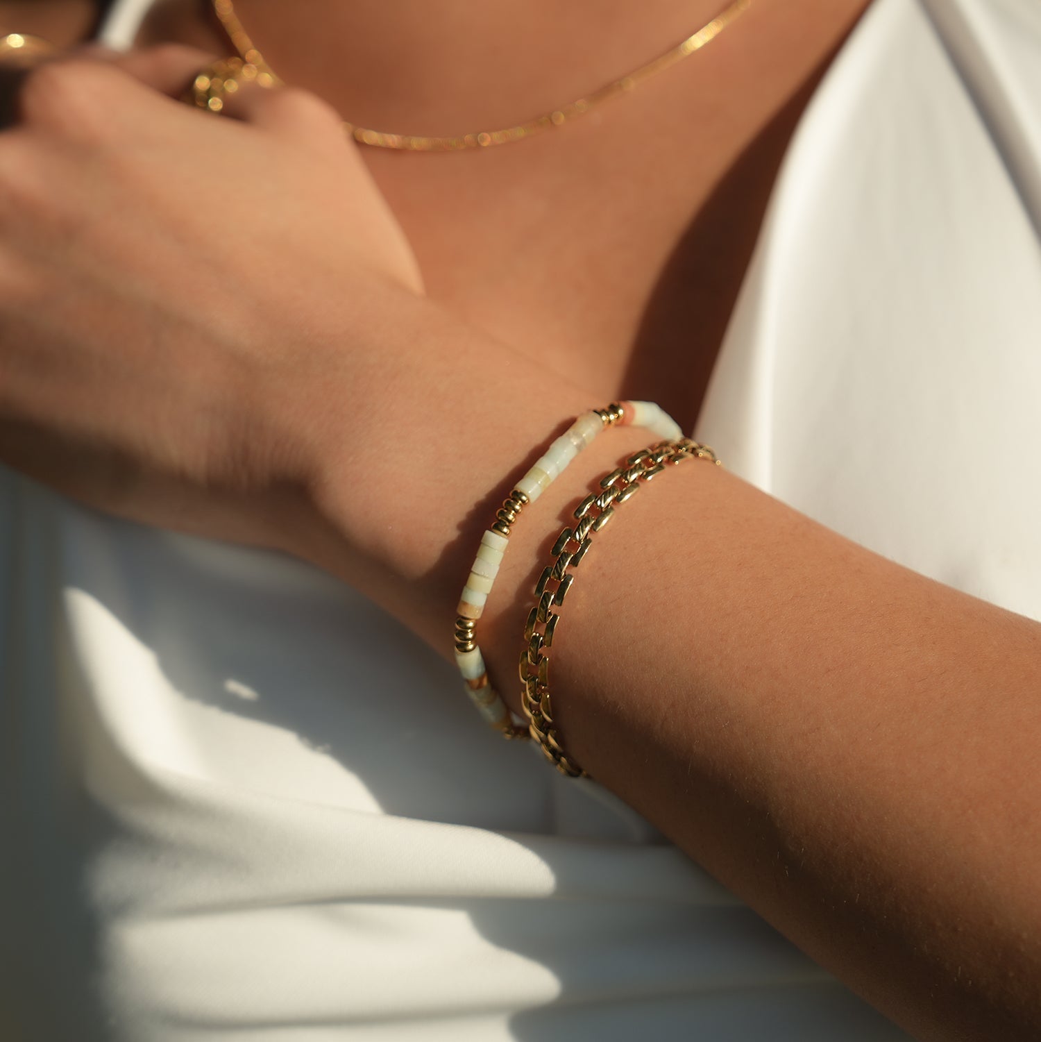 Style PROVINIA: Retro Watch Style Strap Bracelet in Gold - Velora Luxury Fashion