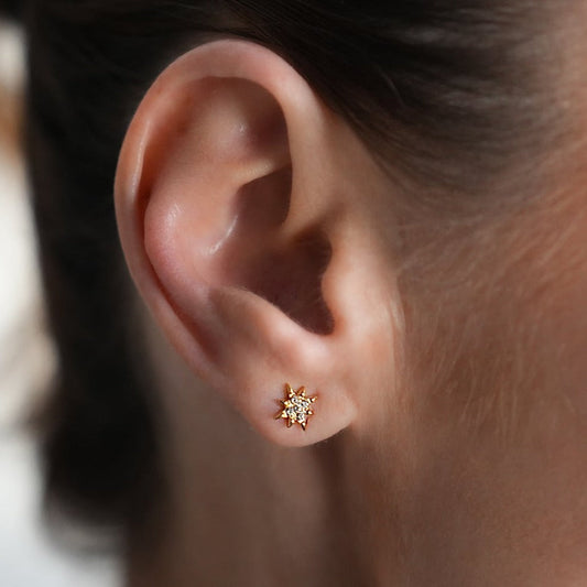 Style SARENBE Gold: 'Star Bright' Stud Earrings Gold - Velora Luxury Fashion