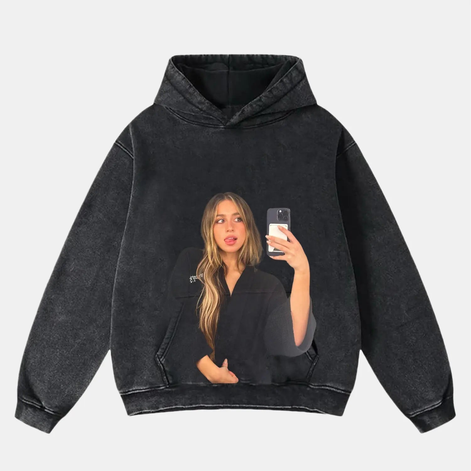 Tate McRae: Music Icon Tee V8 - Velora