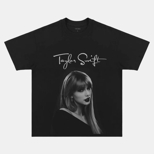 Taylor Swift: Music Icon Tee V3 - Velora
