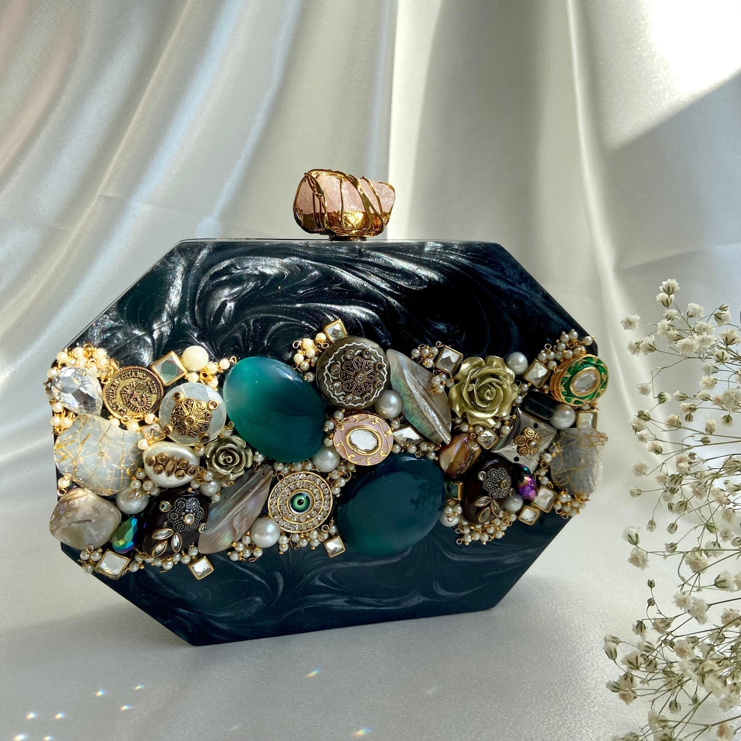 TREASURE Clutch Black - Velora Luxury Fashion